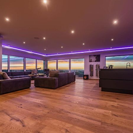 Moderne Villa Mit Whirlpool Und Heimkino วัลด์เคอร์เชิน ภายนอก รูปภาพ