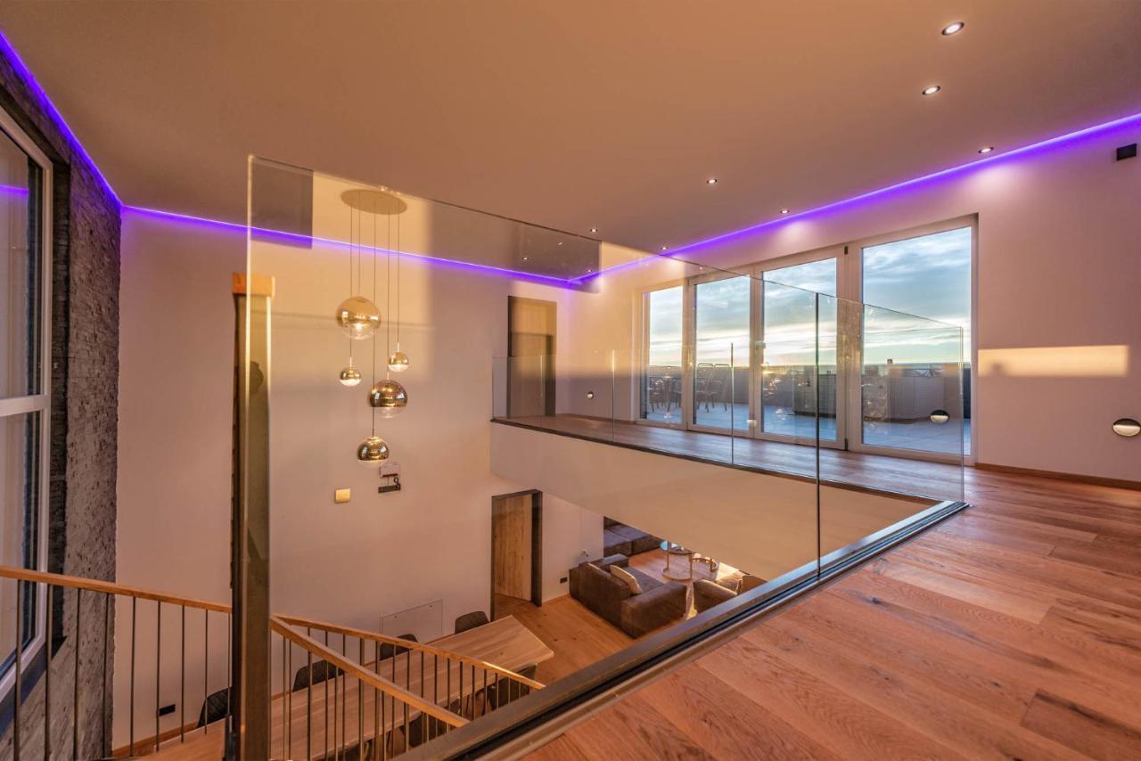 Moderne Villa Mit Whirlpool Und Heimkino วัลด์เคอร์เชิน ภายนอก รูปภาพ